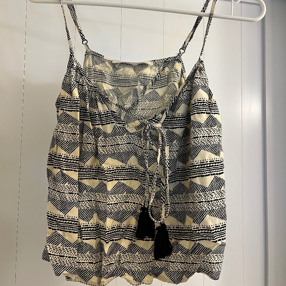 Flowy open back cropped tank top